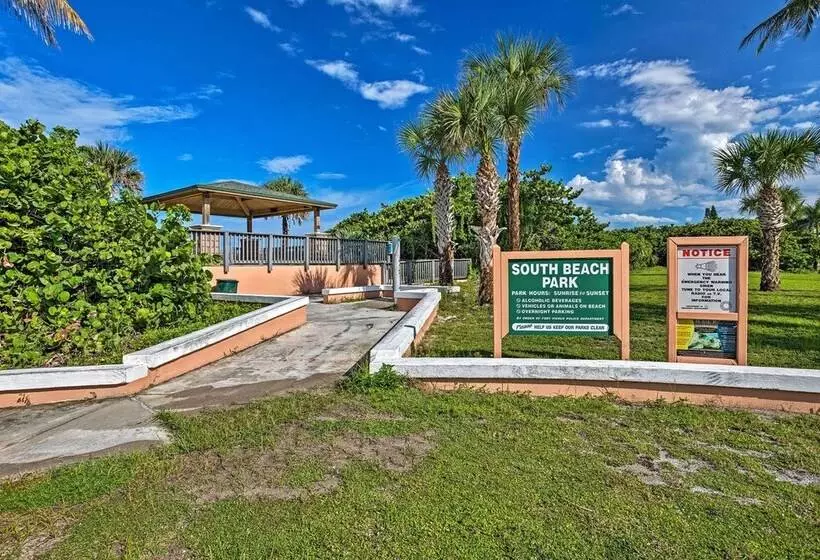 Hutchinson Island Home W/ Heated Pool: Near Beach!