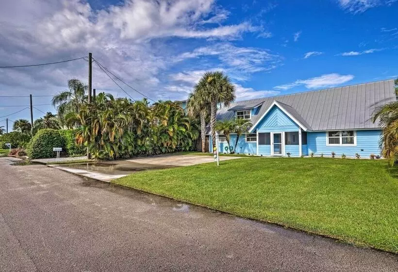 Hutchinson Island Home W/ Heated Pool: Near Beach!