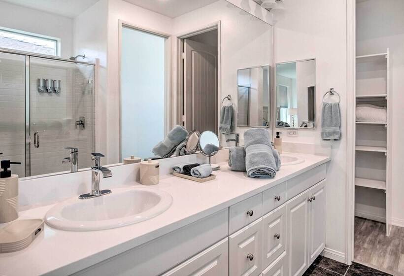 Idyllic Indio Oasis W/ Private Pool & Spa!