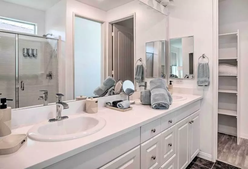 Idyllic Indio Oasis W/ Private Pool & Spa!