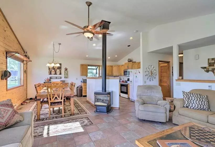Inviting Pagosa Springs Vacation Home Near Lake!