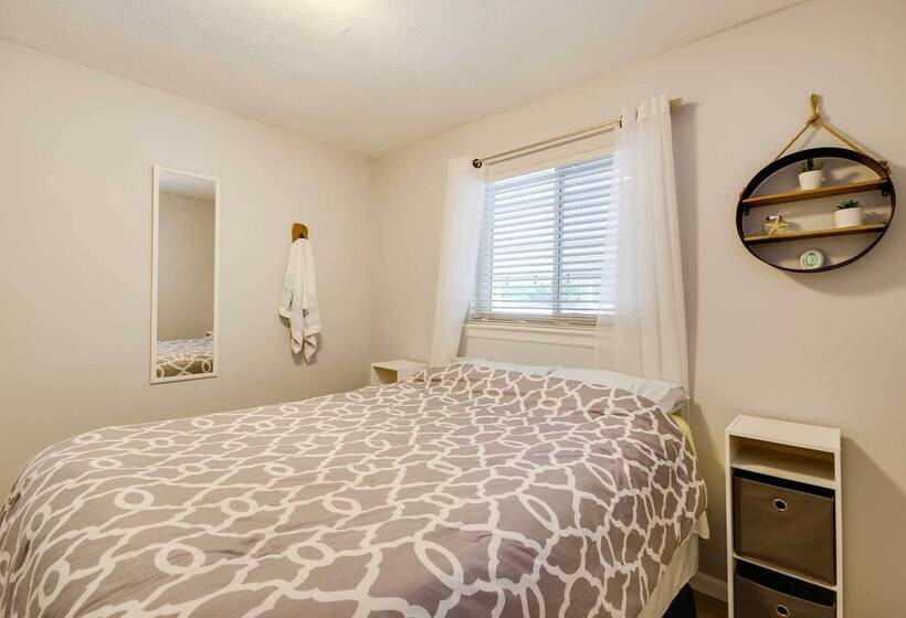 Lakefront Sunrise Beach Home W/ Private Dock!