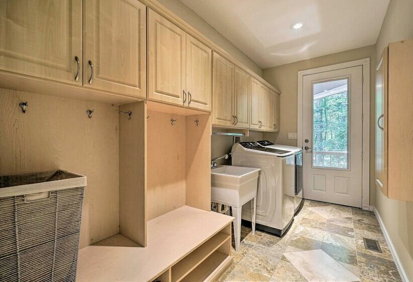 Luxe Hideaway Ranch W/ Hot Tub On 40 Acres!