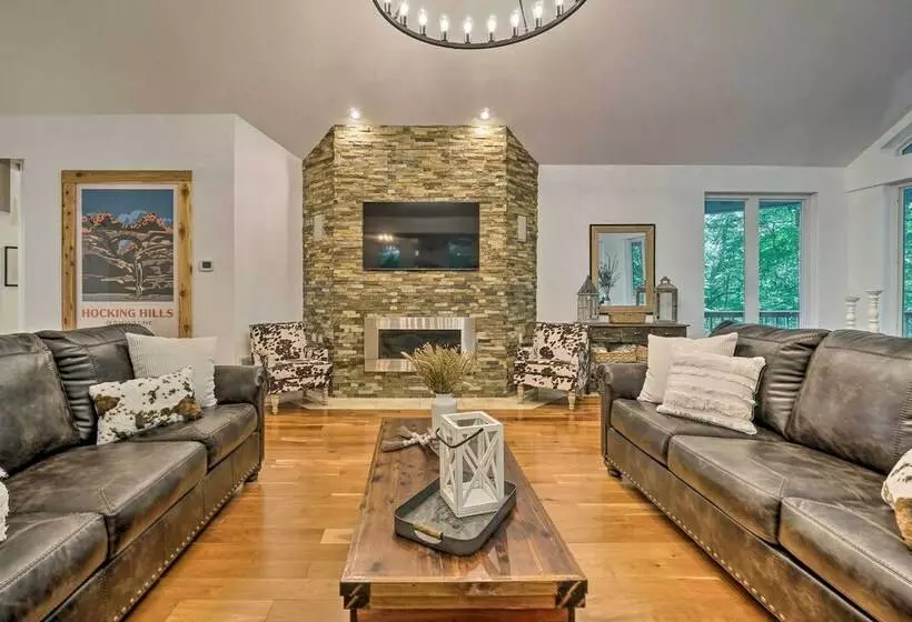 Luxe Hideaway Ranch W/ Hot Tub On 40 Acres!