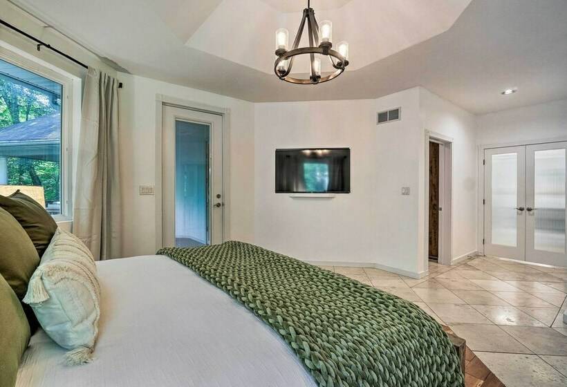 Luxe Hideaway Ranch W/ Hot Tub On 40 Acres!