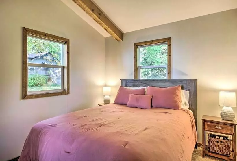 Waterfront Onamia Retreat W/ Dock & Fire Pit!