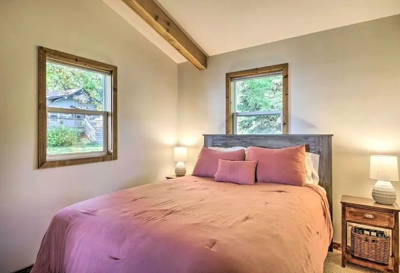 Waterfront Onamia Retreat W/ Dock & Fire Pit!