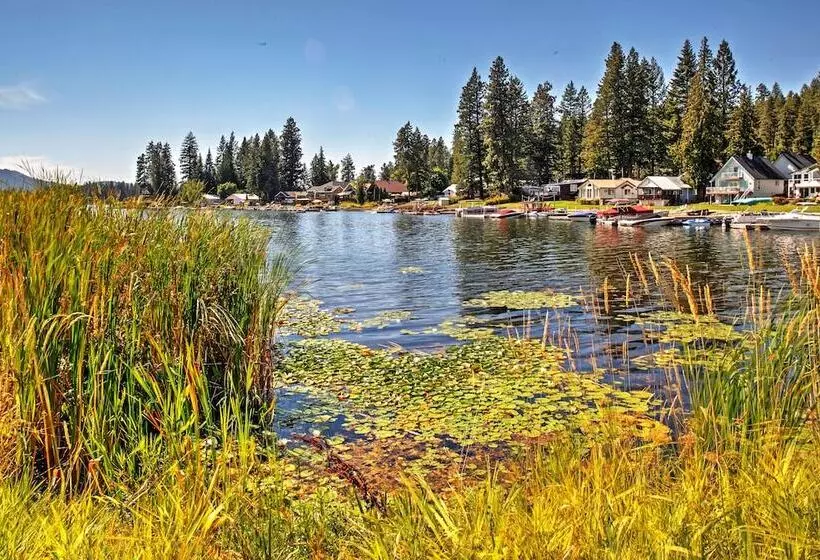 Newport Cabin W/ Lakefront Private Porch & Grill!
