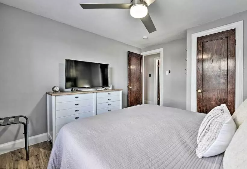 Orchard Park Home < 2 Mi To Highmark Stadium!