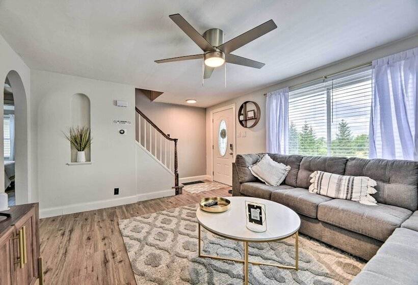 Orchard Park Home < 2 Mi To Highmark Stadium!