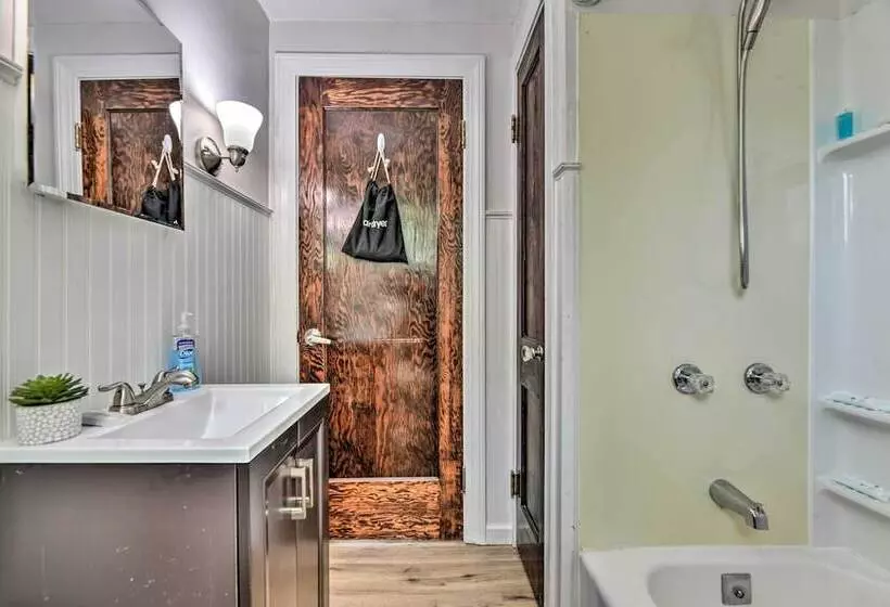 Orchard Park Home < 2 Mi To Highmark Stadium!