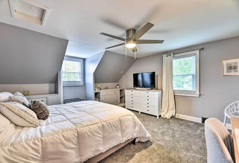 Orchard Park Home < 2 Mi To Highmark Stadium!