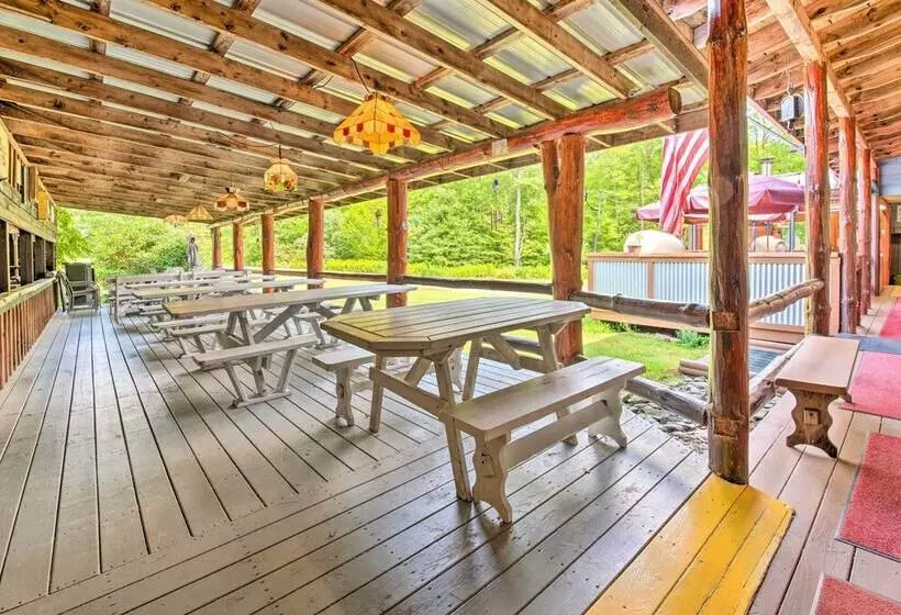 Handcrafted Log Cabin In Candor: Group Getaway!