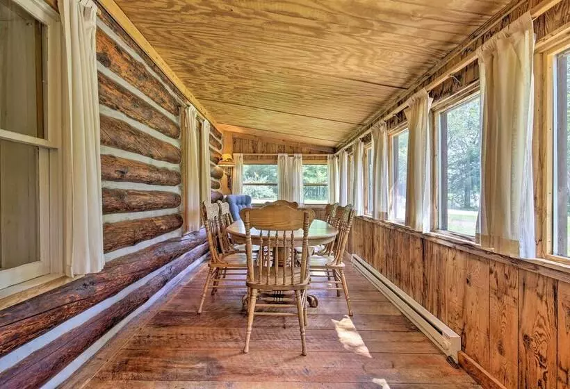 Dog Friendly Park Falls Cottage W/ 5 Acres & Lake