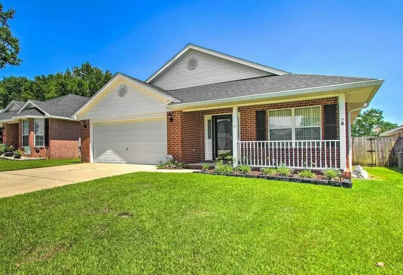 Pensacola Home ~ 2 Mi To Perdido Bay Beaches!