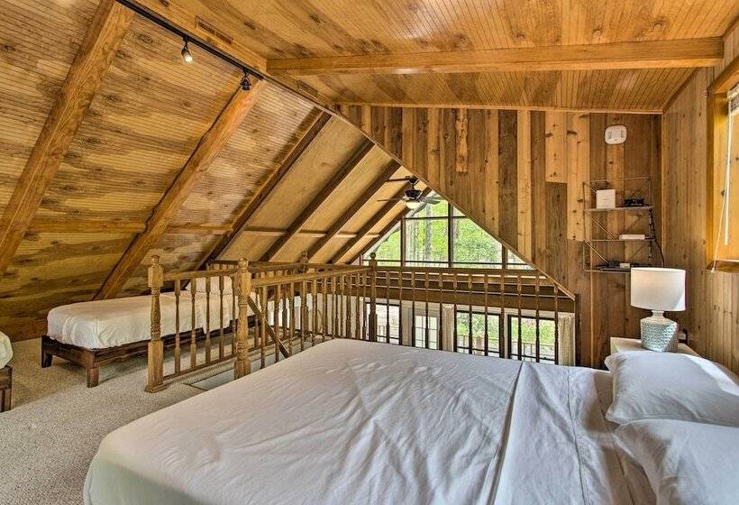 Pocono Paradise W/ Game Room: Walk To Locust Lake!