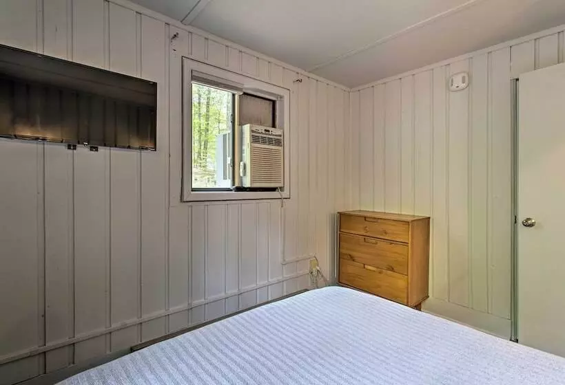 Pocono Paradise W/ Game Room: Walk To Locust Lake!