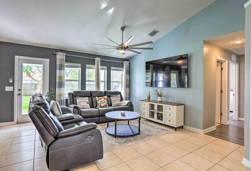 Port St Lucie Retreat ~ 8 Mi To Beach!