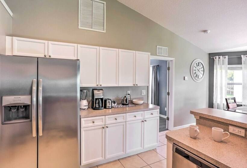 Port St Lucie Retreat ~ 8 Mi To Beach!