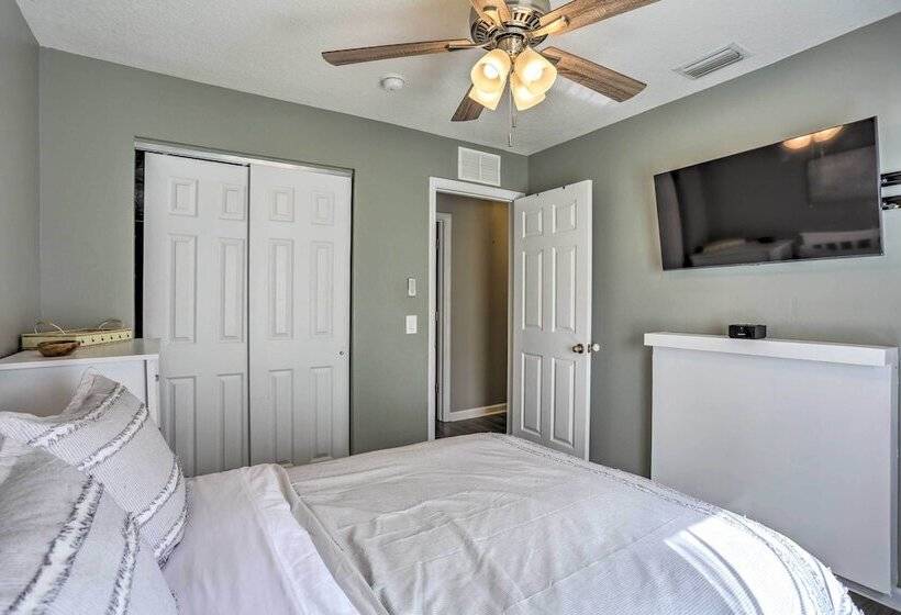 Port St Lucie Retreat ~ 8 Mi To Beach!