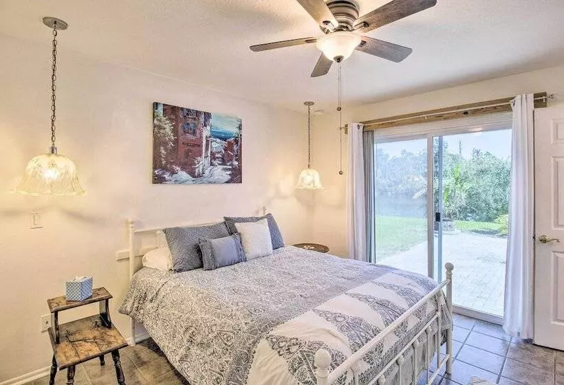 Pet Friendly Sebastian Home On Lake; Golf Nearby
