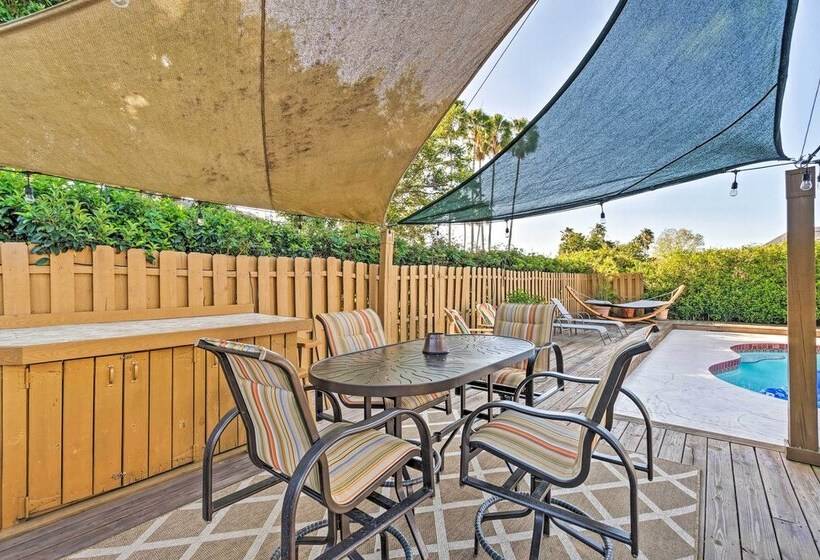 Bradenton Retreat W/ Backyard Oasis: Near Beach!