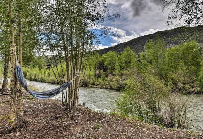 Riverfront Lake City Home W/ Fire Pit, Deck & Bbq!