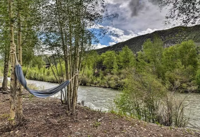 Riverfront Lake City Home W/ Fire Pit, Deck & Bbq!