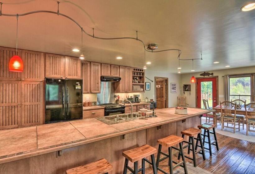 Riverfront Lake City Home W/ Fire Pit, Deck & Bbq!