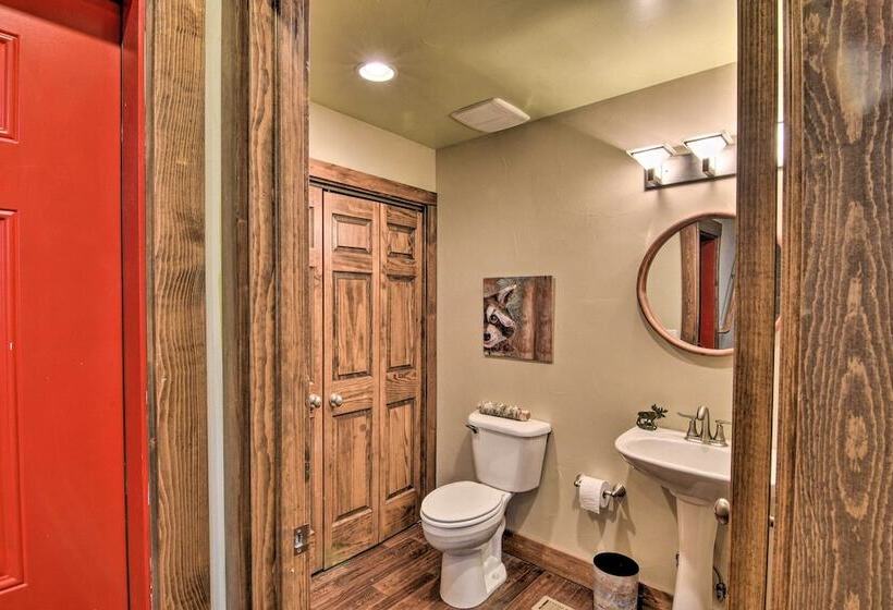 Riverfront Lake City Home W/ Fire Pit, Deck & Bbq!