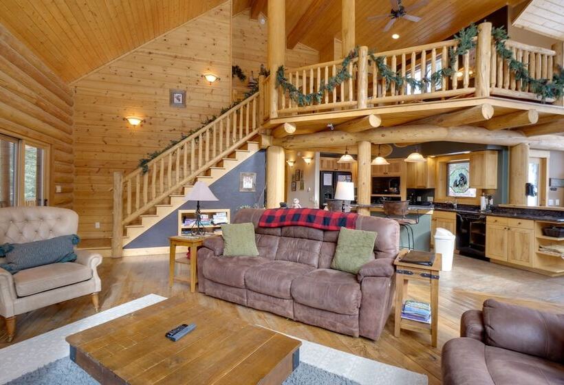 Rustic Cabin W/ Hot Tub & Deck In Breckenridge