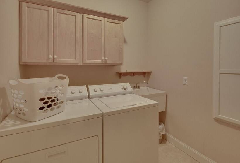 Secluded Flippin Home < 2 Mi To White River!