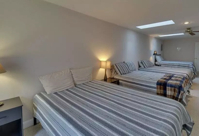 Secluded Flippin Home < 2 Mi To White River!