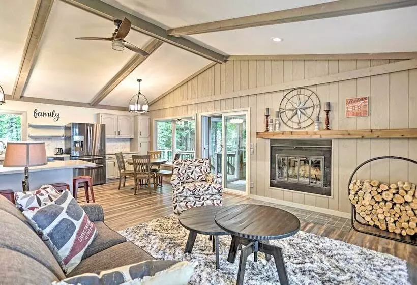 Spacious Luxury Cabin W/deck & Dock On Bone Lake