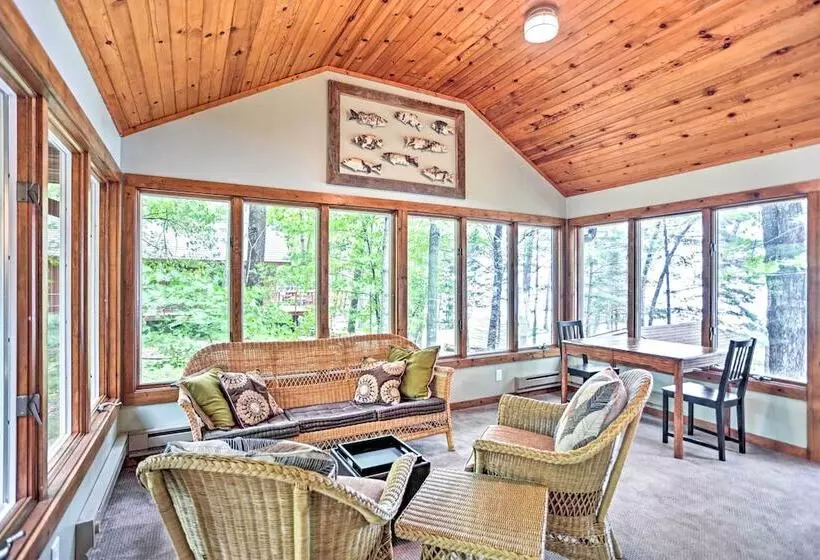 Spacious Luxury Cabin W/deck & Dock On Bone Lake