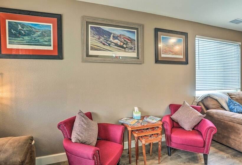 Sparks Home W/ Air Racing Decor + Hot Tub!