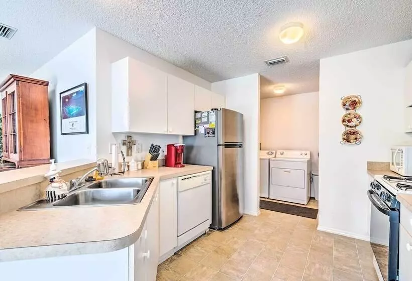 Sunny Home In The Villages W/ Lanai & Pool Access!