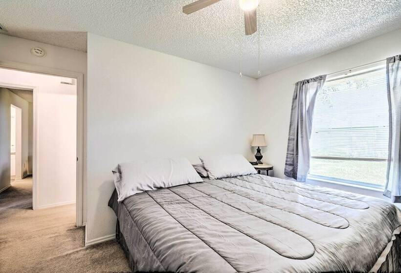 Sunny Home In The Villages W/ Lanai & Pool Access!