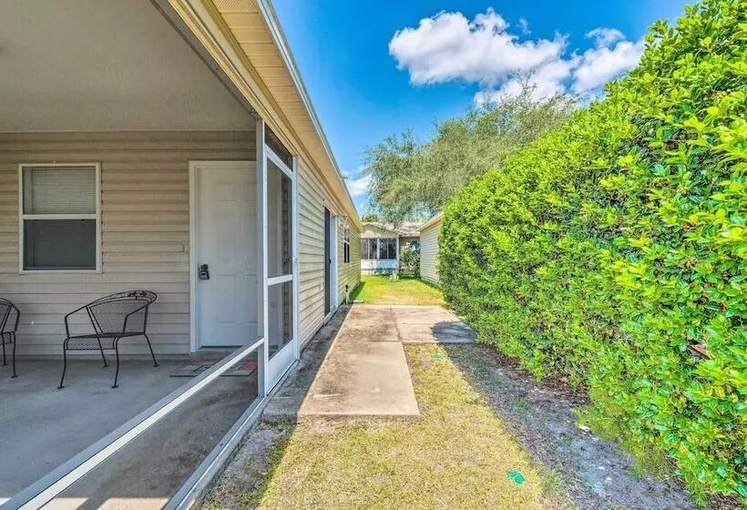 Sunny Home In The Villages W/ Lanai & Pool Access!