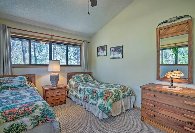 Retreat On The Woods Resort: Mtn View Golf Course!