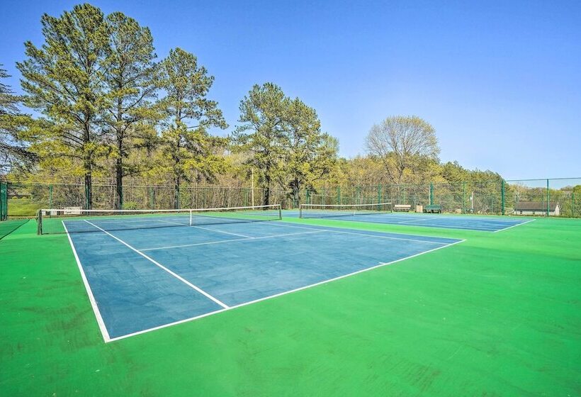 Retreat On The Woods Resort: Mtn View Golf Course!