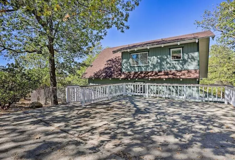Tree Lined Lake Arrowhead Cabin, Near Trails!