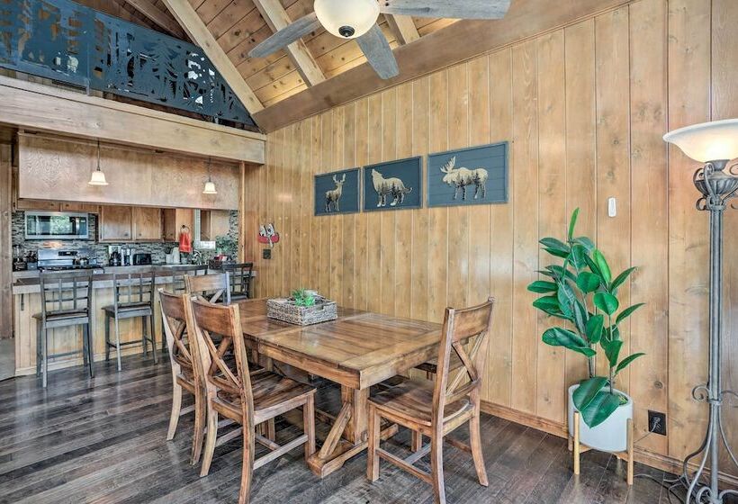 Tree Lined Lake Arrowhead Cabin, Near Trails!