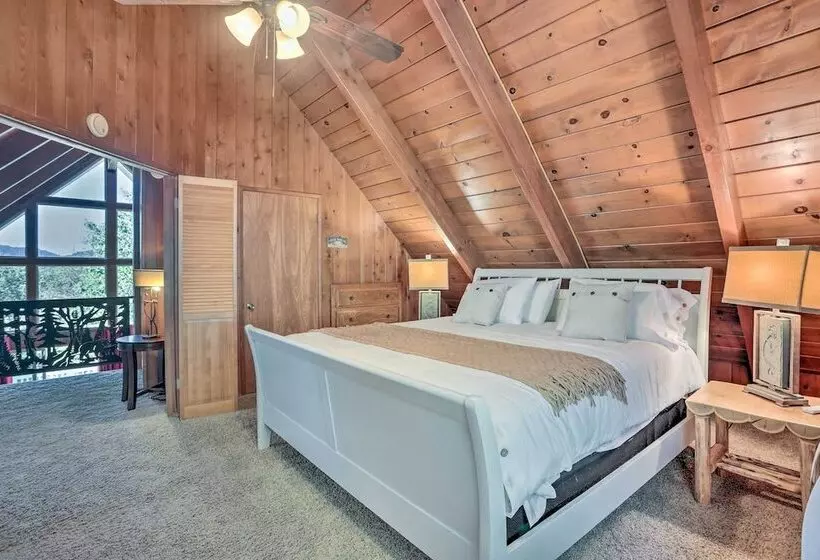 Tree Lined Lake Arrowhead Cabin, Near Trails!