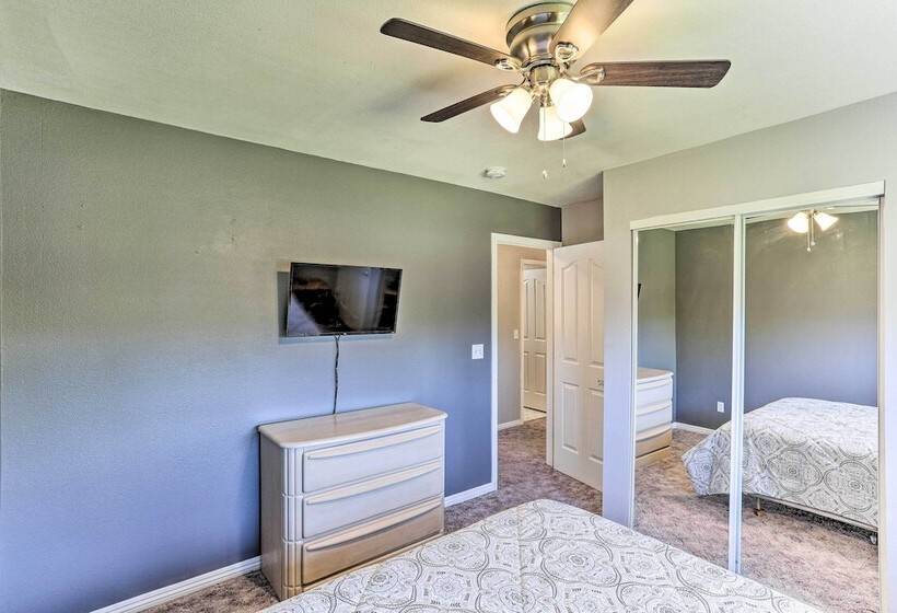 Weaverville Family Home: Mtn Views & Fire Pit