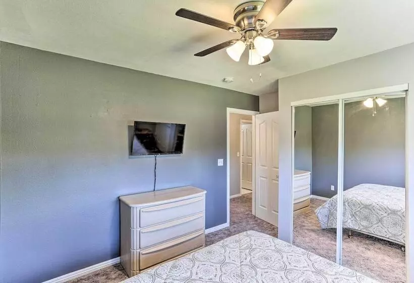 Weaverville Family Home: Mtn Views & Fire Pit