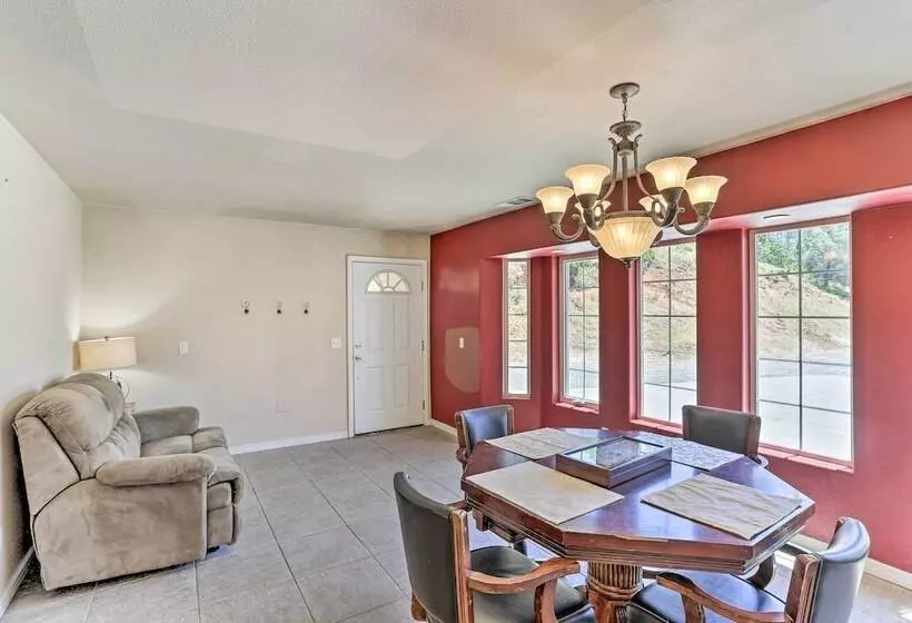 Weaverville Family Home: Mtn Views & Fire Pit