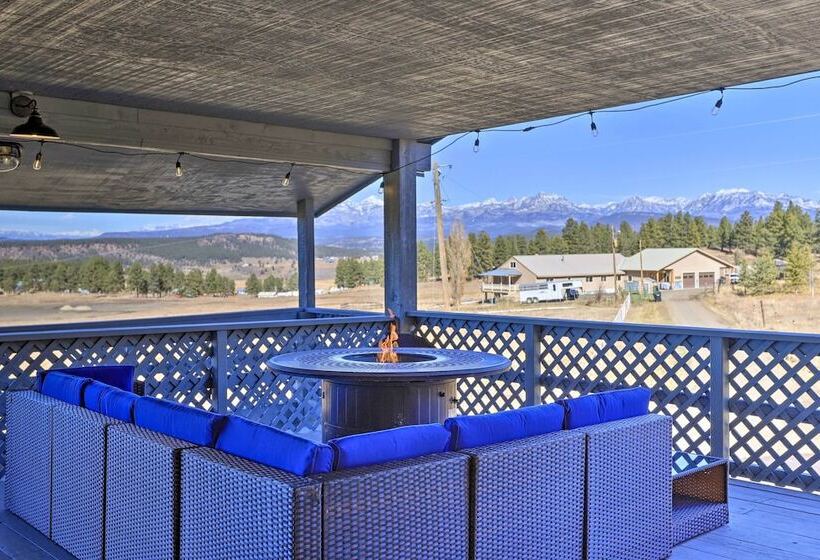 Western Skies Home W/ Hot Tub & Mtn Views!