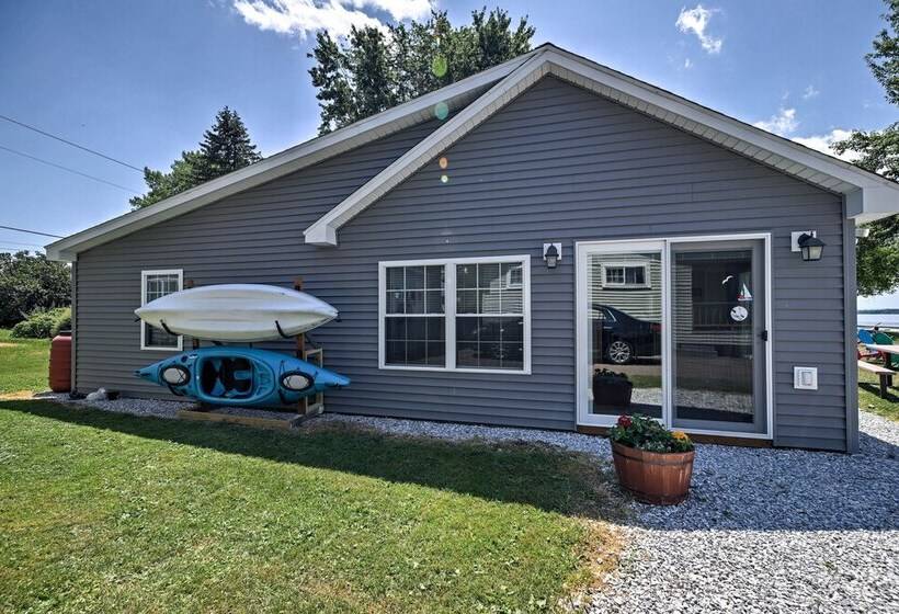 Willow Point  ~ Lake Champlain House W/ 2 Kayaks!