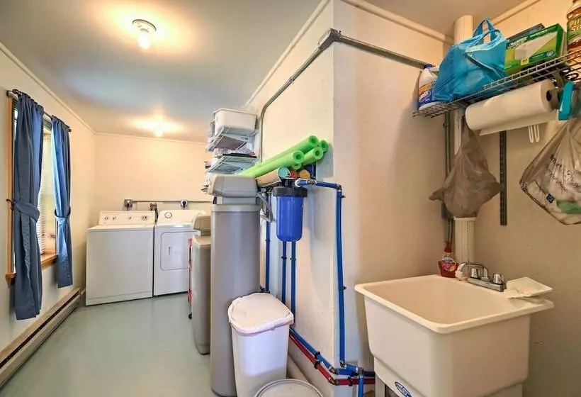 Willow Point  ~ Lake Champlain House W/ 2 Kayaks!